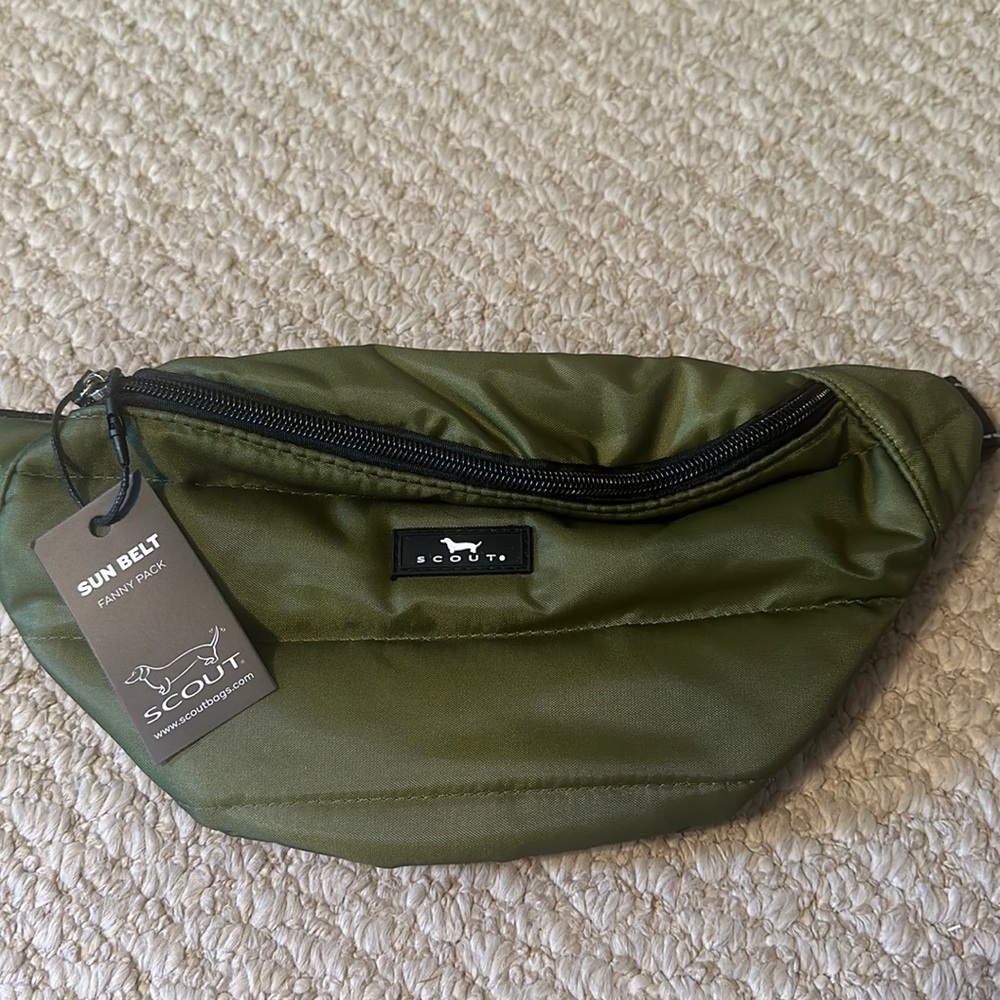 NWT Scout Sun belt Fanny pack green puffer